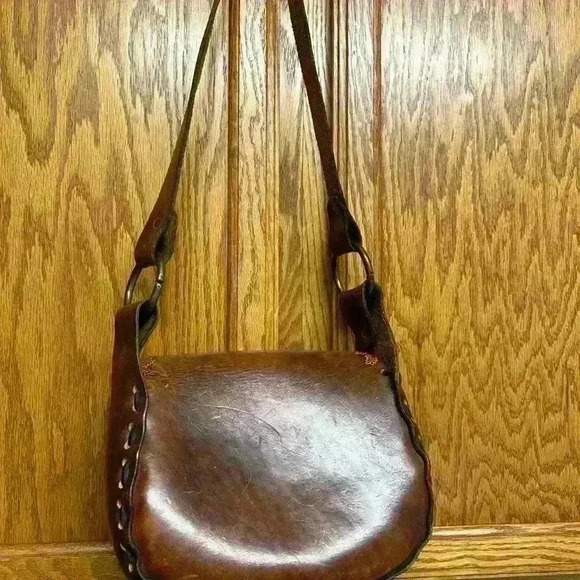 Western Leather latch closure purse with design - Picture 2 of 8